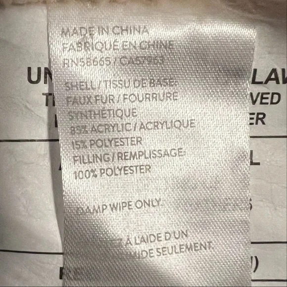 Decorative Heart Accent pillow! - Picture 8 of 8